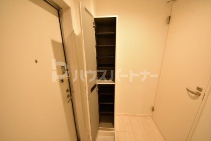 玄関　収納