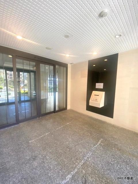 エントランス　オートロック完備
