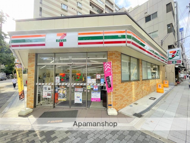 コンビニ　セブン-イレブン大手通１丁目店（コンビニ）まで110m