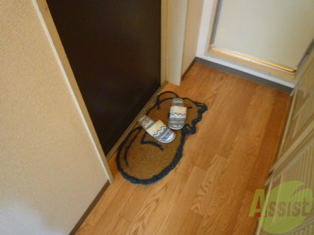 玄関　入ってすぐに玄関がお出迎え。