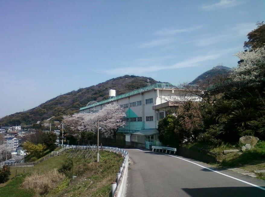 小学校　黒畑小学校（小学校）まで400m
