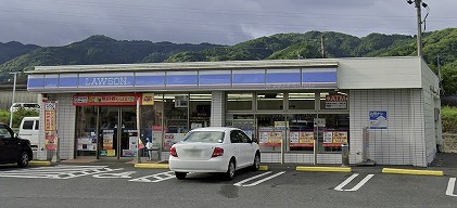 コンビニ　ローソン 久留米日野曽根店（コンビニ）まで1555m