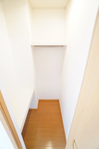 収納　※同物件・反転タイプの写真です。