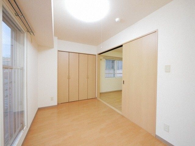 収納　※写真は３階同号室です。