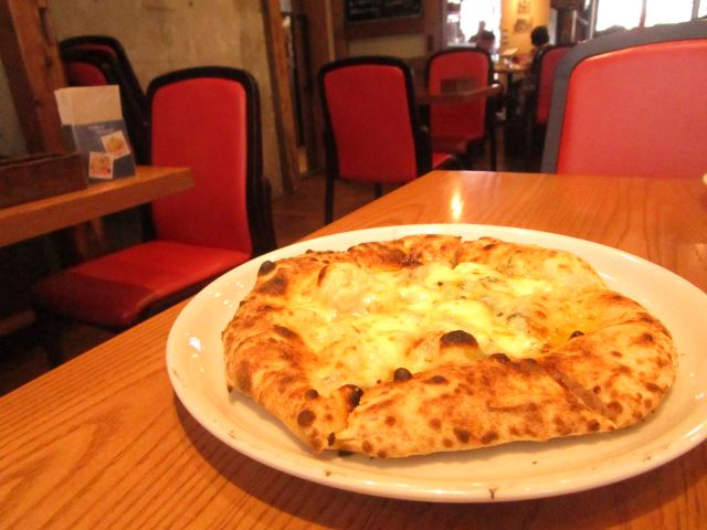 飲食店　Ｐｉｚｚｅｒｉａ　ＴＡＫＡＴＡＢＯＫＵＳＹＡ　１９０５年創業（飲食店）まで110m