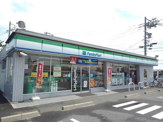 コンビニ　ファミリーマート上海老店（コンビニ）まで500m