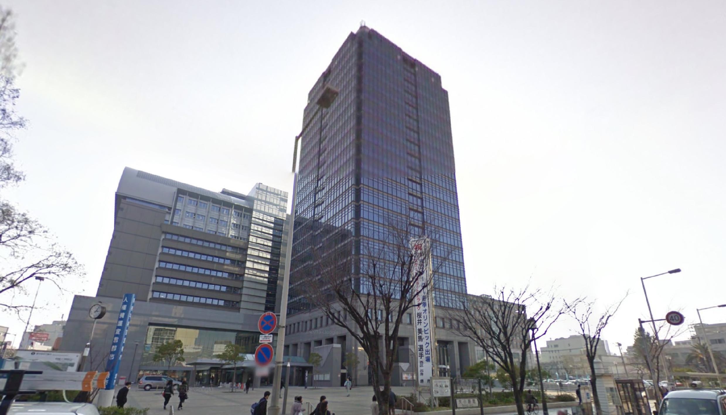 役所　堺市役所（役所）まで490m
