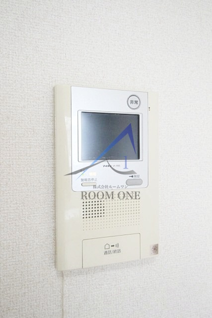 セキュリティ　モニター付きインターホンです。