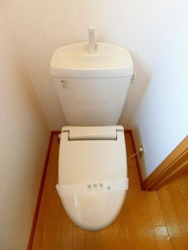 トイレ　図面と現状に相違がある場合には現状を優先