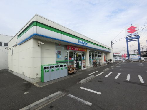 コンビニ　ファミリーマート市原八幡北町店（コンビニ）まで298m