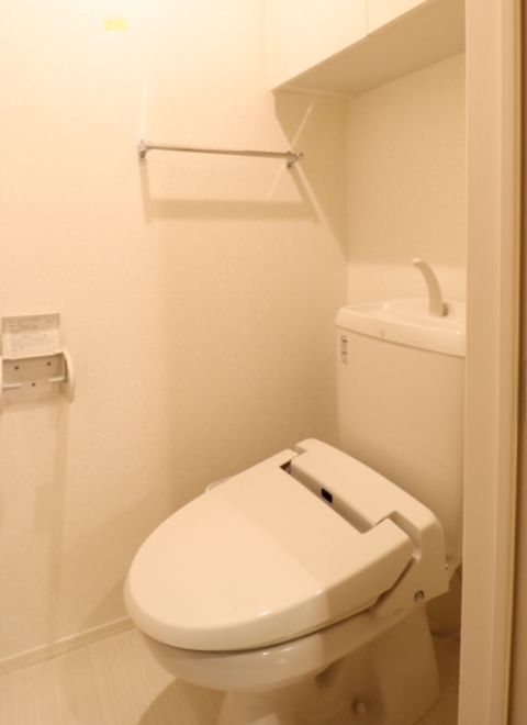 トイレ　落ち着いたトイレです