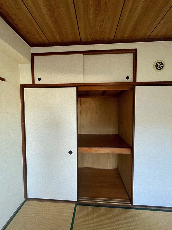 収納　他部屋反転参考写真