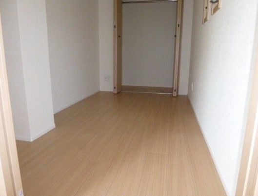 その他部屋・スペース　☆収納付き寝室☆