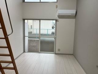居室・リビング　内装
