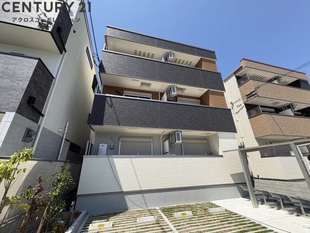 建物外観　オートロック付きの物件です！