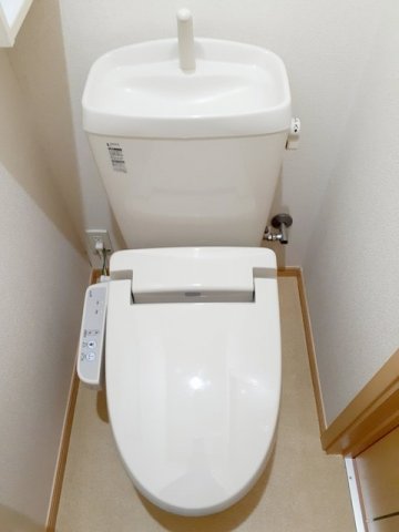 トイレ　コンパクトで使いやすいトイレです
