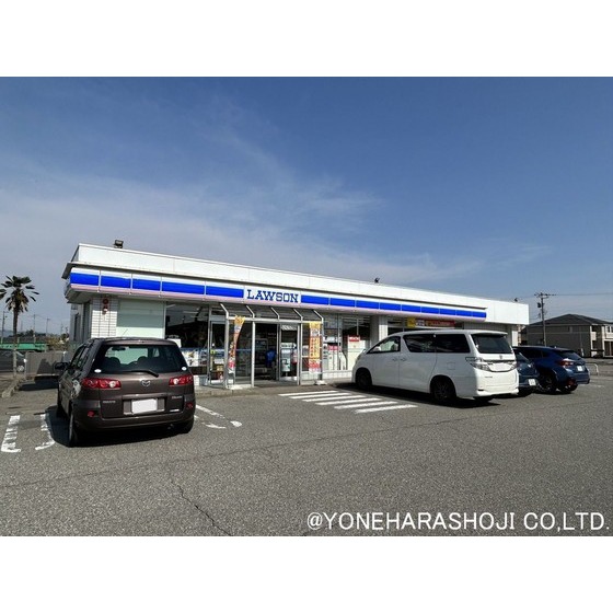 コンビニ　ローソン高岡中田店（コンビニ）まで225m