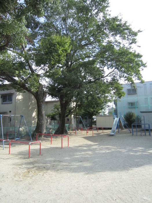 公園　公園（公園）まで33m