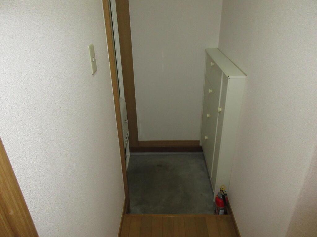 収納　シューズ入れあり