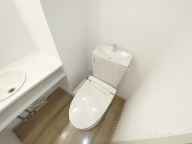トイレ　洗浄便座付きのトイレです！
