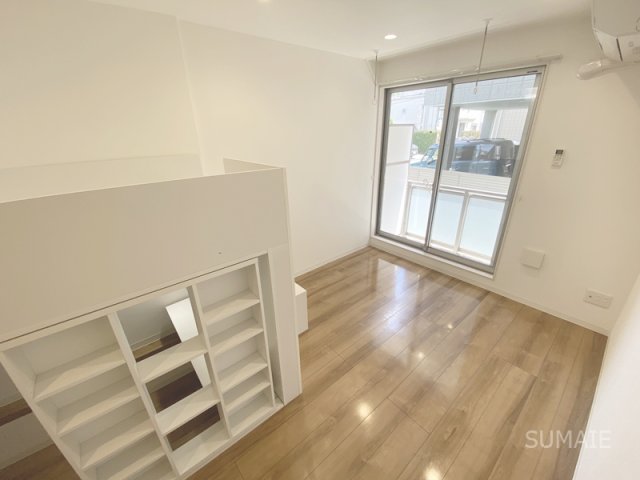 居室・リビング　南向きのお部屋です！