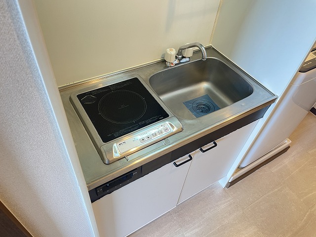 キッチン　HIシステムキッチン　　キッチン下収納付