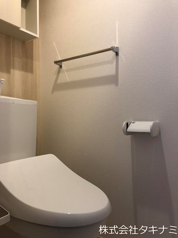 トイレ　温水洗浄暖房便座