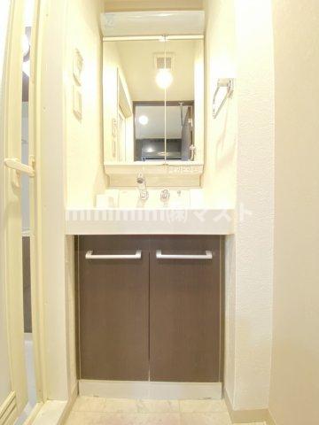 洗面設備　他号室参考写真です