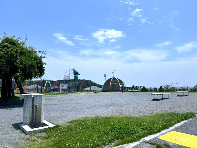 公園　高岡山中央公園（公園）まで218m