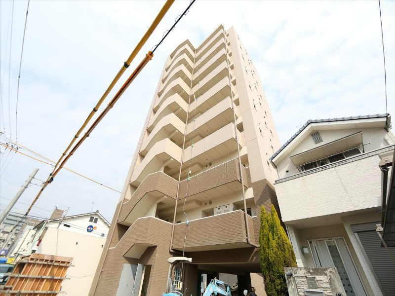 建物外観　外観　防犯カメラ付　オートロック　宅配ＢＯＸ