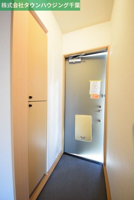 玄関　トールサイズシューズボックス付き玄関
