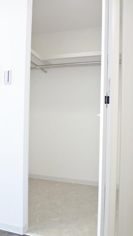 収納　ウォークインクローゼット