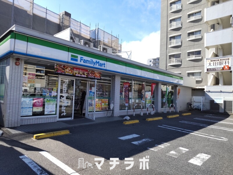 コンビニ　ファミリーマート 砂田橋五丁目店（コンビニ）まで873m