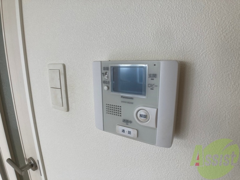 セキュリティ　ＴＶモニター付インターホンです。来客者の顔が見えるので安心！