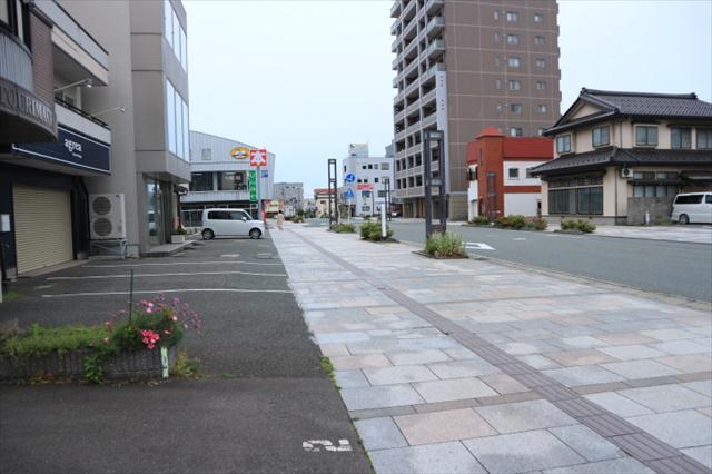 その他　前面道路（その他）まで3m