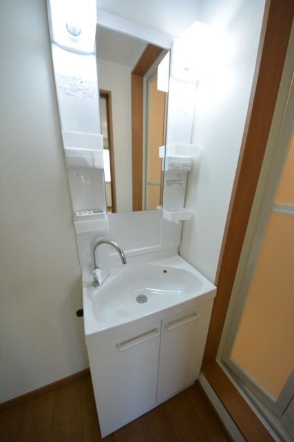 洗面設備　内装