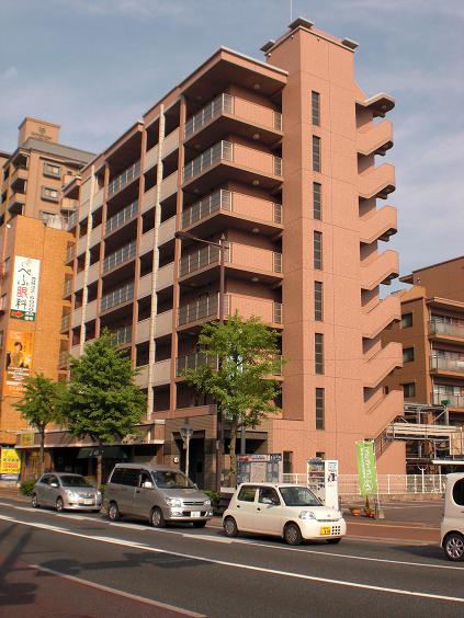 建物外観　オートロック・宅配ボックス付