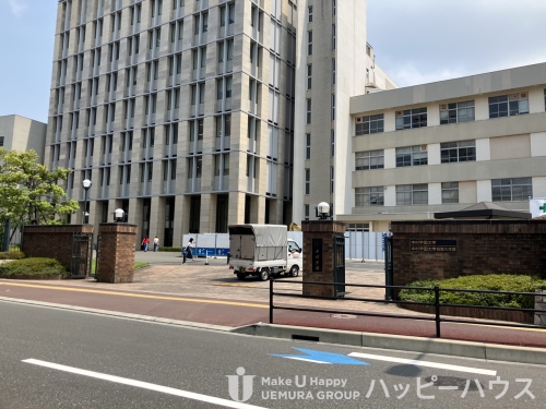 大学・短大　中村学園大学（大学・短大）まで304m