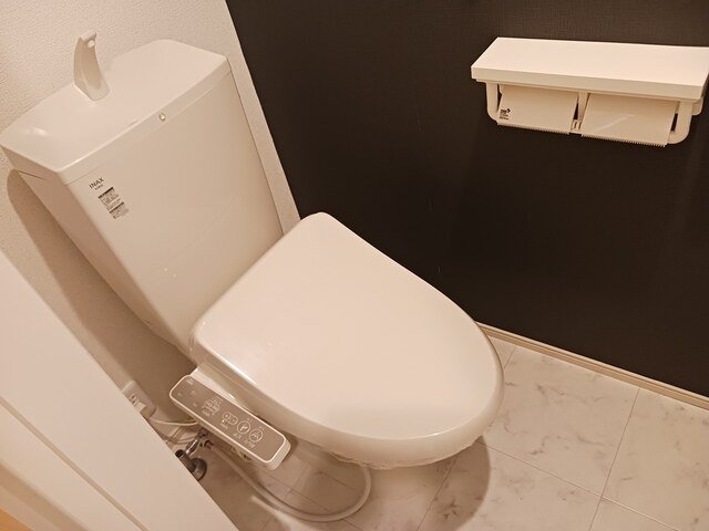 トイレ　トイレもきれいです
