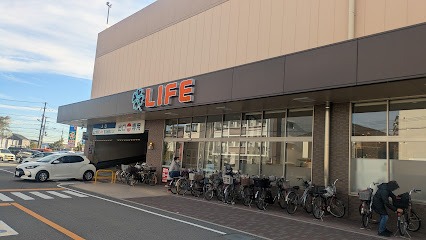 スーパー　ライフ東淡路店（スーパー）まで600m
