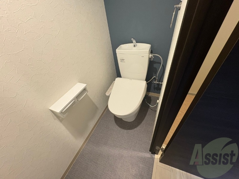 トイレ　シャワートイレになっているので快適です！