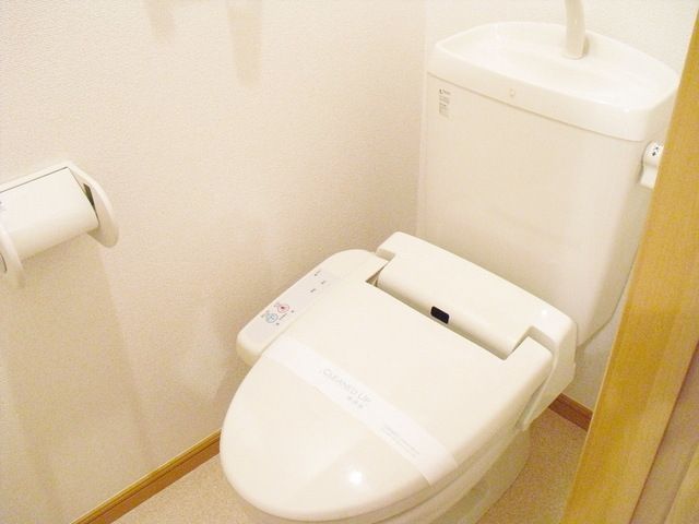 トイレ　★シャワートイレ★