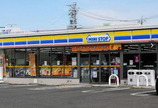 コンビニ　ミニストップ 浜松曳馬店（コンビニ）まで515m