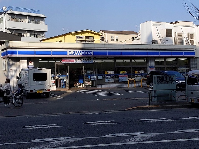 コンビニ　ローソン阿佐谷青梅街道店（コンビニ）まで268m