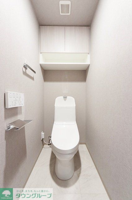 トイレ　※写真は同タイプ住戸です。