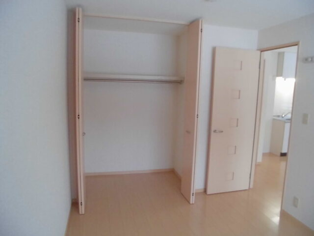 その他部屋・スペース　南側洋室