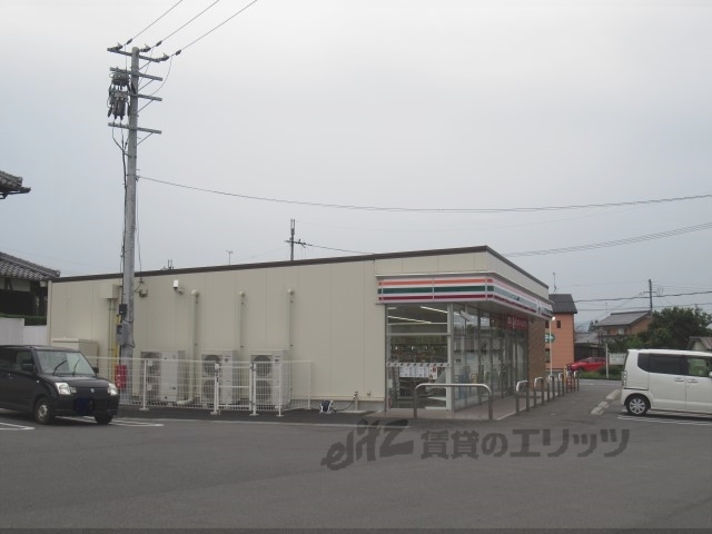コンビニ　セブンイレブン甲南病院前店（コンビニ）まで600m