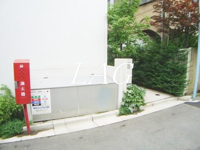 その他共有部分　共用ゴミ置き場です。