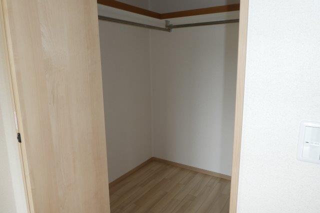 収納　ウォークインクローゼット