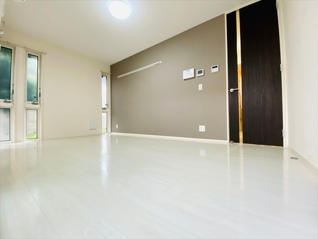 その他部屋・スペース　同一建物内１０６号室内装写真転載